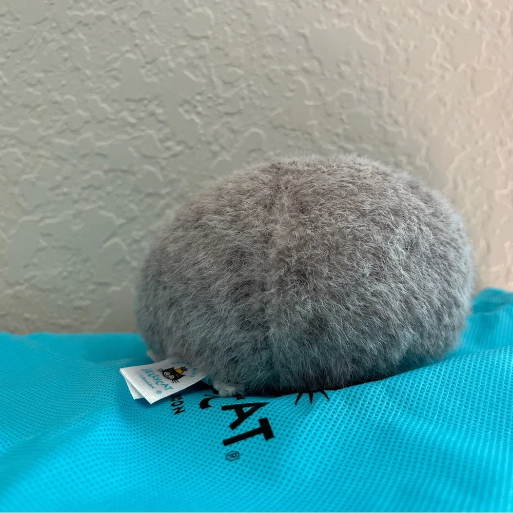 AUTHENTIC❗️Jellycat amuseable pebble- NWT- And Dust Bag